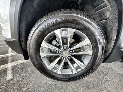 Used 2025 Chevrolet Equinox LT FWD image 25