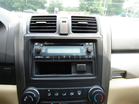 Used 2011 Honda CR-V LX image 25
