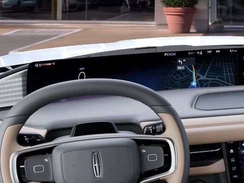 New 2027 Lincoln Navigator Black Label RWD image 13