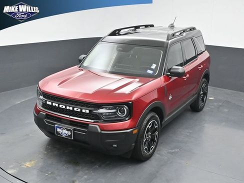 Used 2025 Ford Bronco Sport Outer Banks w/ Outer Banks Tech Package+ AWD/4WD image 11