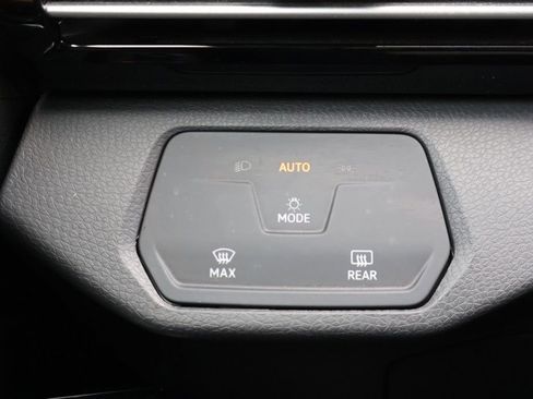 Used 2023 Volkswagen ID.4 Pro RWD image 37