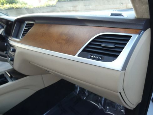 Used 2015 Hyundai Genesis 3.8 w/ Option Group 04 image 33