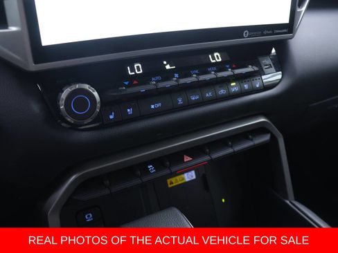 Used 2024 Toyota Tundra Limited w/ Power Package AWD/4WD image 6