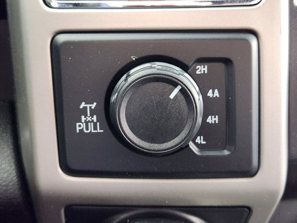 Used 2018 Ford F150 Lariat AWD/4WD image 23