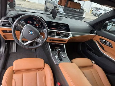 Used 2022 BMW 330i Sedan w/ Driving Assistance Package RWD image 11