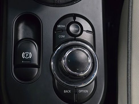 Used 2023 MINI Cooper SE image 43