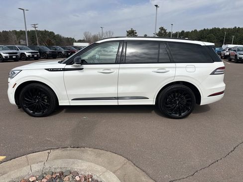 Used 2022 Lincoln Aviator Reserve w/ Equipment Group 201A image 4