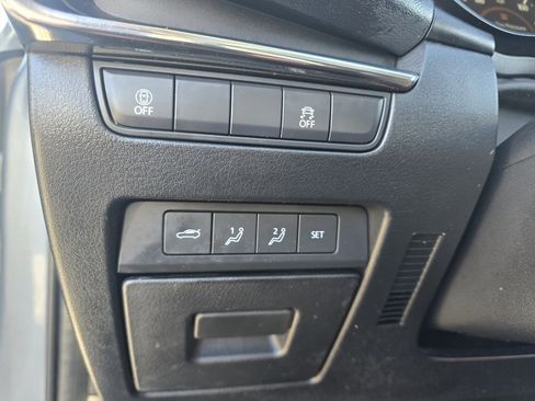 Used 2023 MAZDA MAZDA3 s image 18