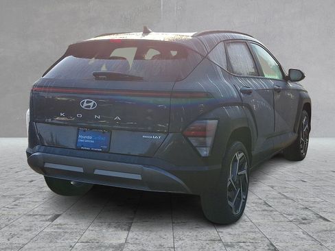 Used 2026 Hyundai Kona SEL Premium AWD/4WD image 4