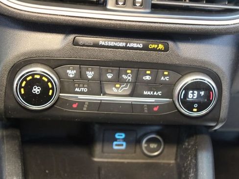 Used 2020 Ford Escape SE AWD/4WD image 26