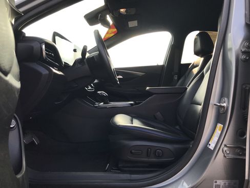 Used 2024 Buick Envista Sport Touring w/ Convenience I Package image 11