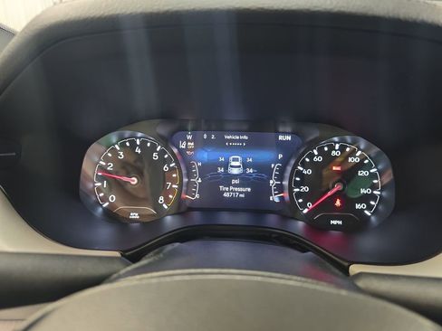 Used 2024 Jeep Compass Limited image 20