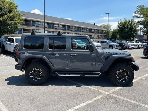 Used 2021 Jeep Wrangler Unlimited Rubicon 4xe w/ Dual Top Group AWD/4WD image 9