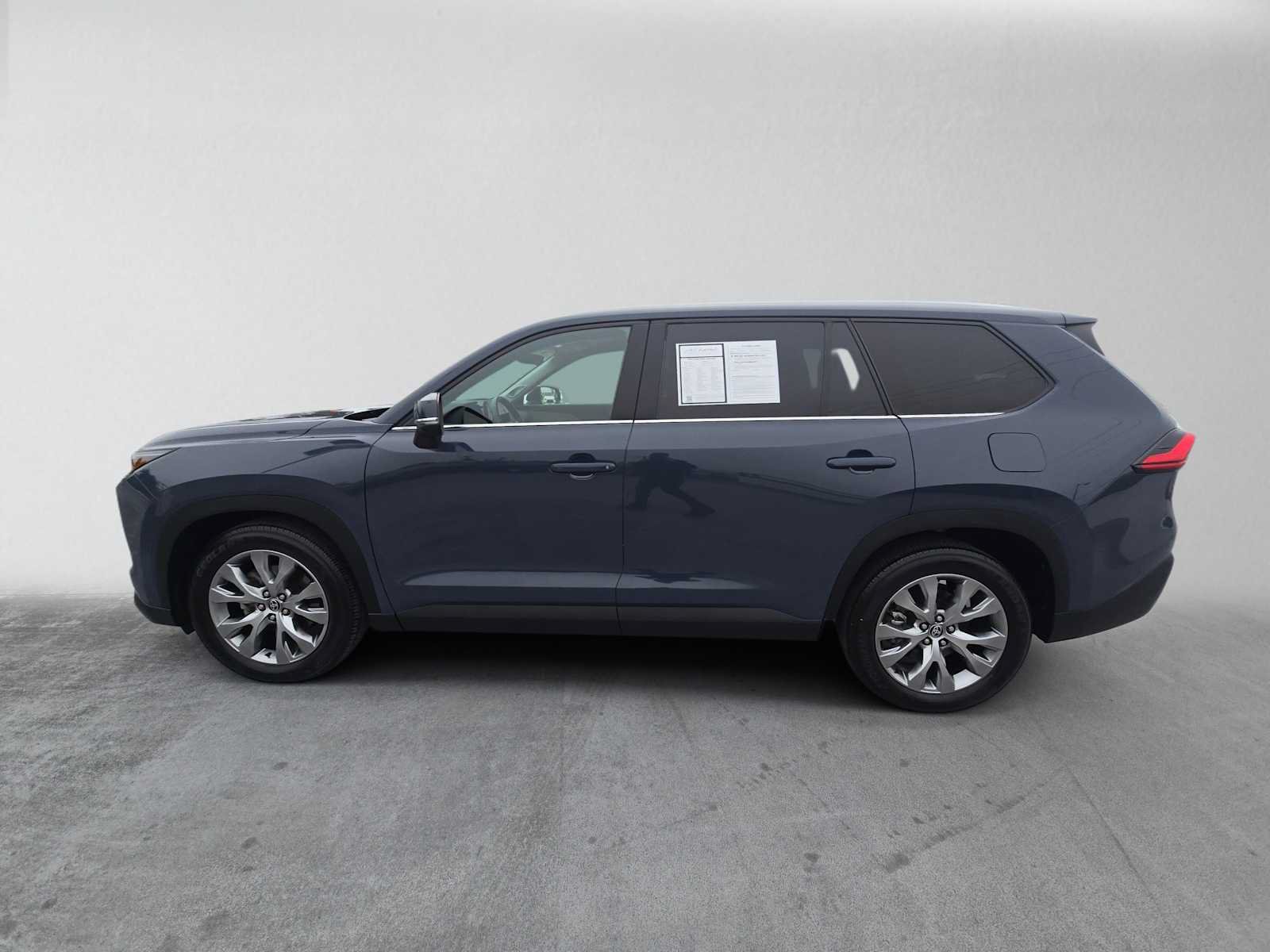 Certified 2024 Toyota Grand Highlander AWD image 6