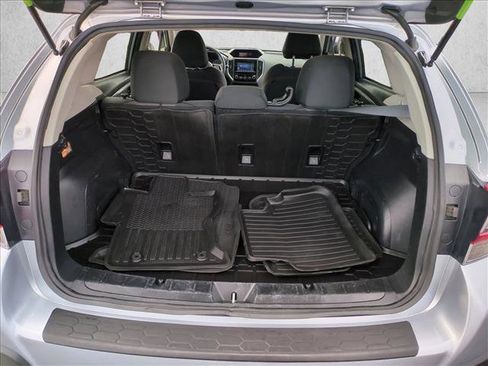 Used 2021 Subaru Crosstrek 2.0i Premium image 6