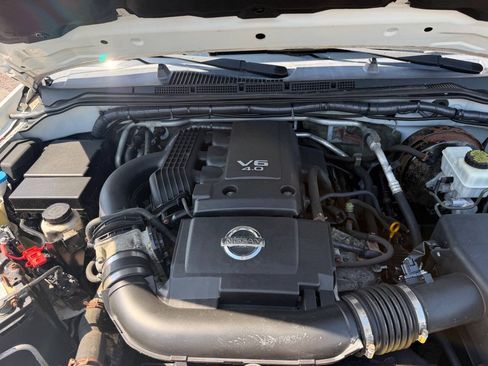 Used 2017 Nissan Frontier SV AWD/4WD image 20
