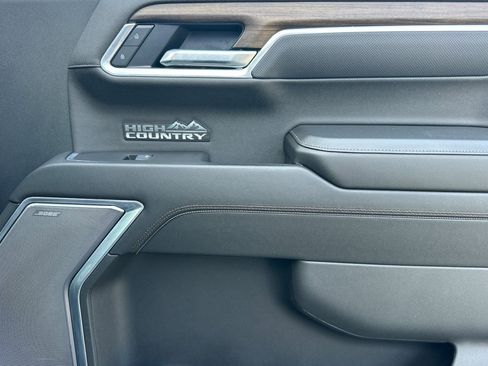 Certified 2025 Chevrolet Silverado 1500 High Country w/ Midnight Edition image 20