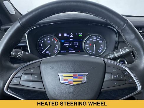 Certified 2024 Cadillac XT5 Premium Luxury w/ Technology Package AWD/4WD image 3
