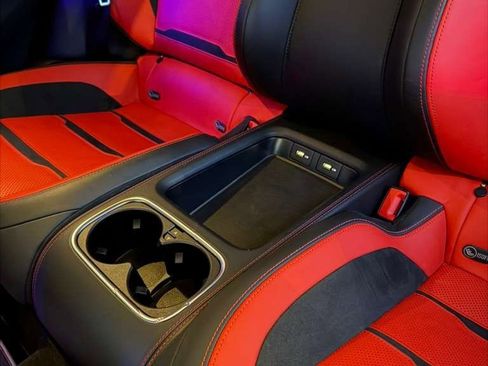 Used 2019 Mercedes-Benz AMG GT 63 image 25