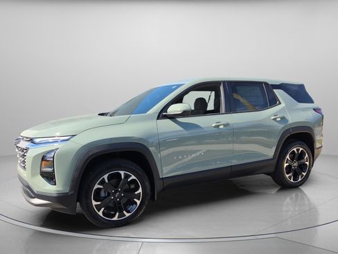 New 2026 Chevrolet Equinox LT w/ Convenience Package II image 2