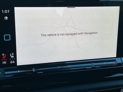 Used 2024 Volkswagen Atlas Cross Sport SE image 32