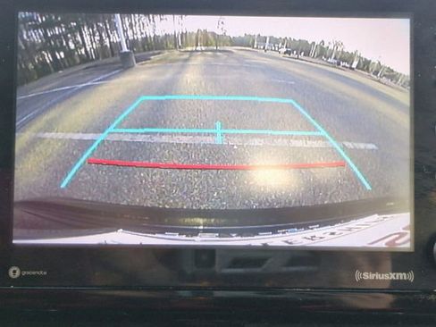 Used 2022 Toyota Corolla LE image 19