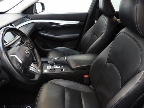 Used 2019 INFINITI QX50 Essential w/ Premium Heat Package AWD/4WD image 12