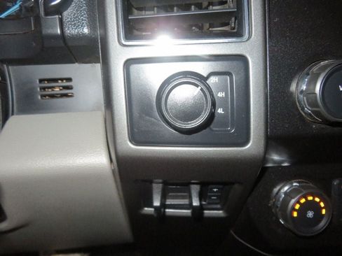 Used 2019 Ford F250 XLT AWD/4WD image 40