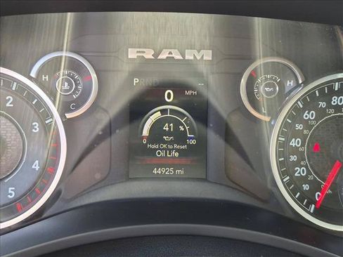 Used 2023 RAM 2500 Tradesman AWD/4WD image 11