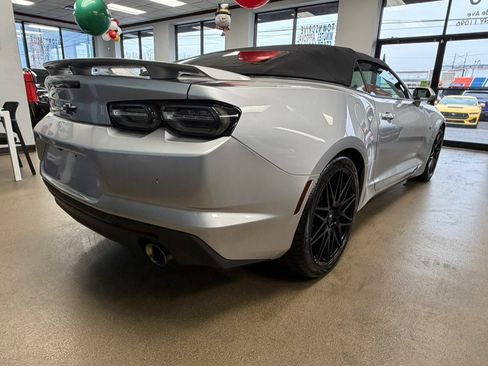 Used 2019 Chevrolet Camaro SS image 29