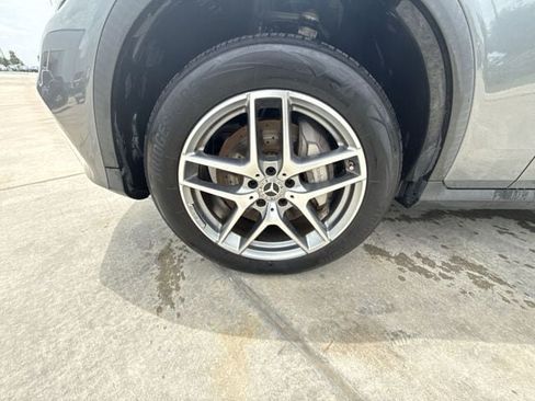 Used 2019 Mercedes-Benz GLC 300 image 10