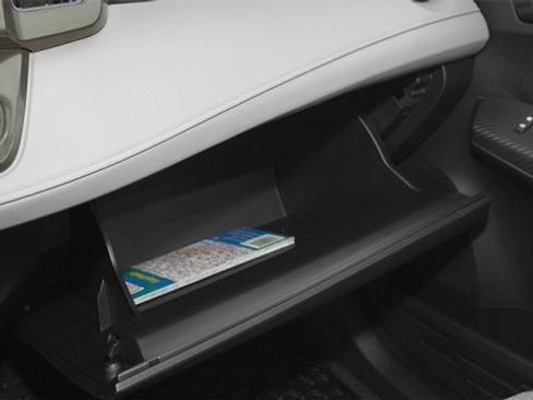 Used 2013 Toyota RAV4 XLE image 16