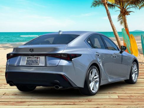 Used 2023 Lexus IS 300 w/ Comfort Package RWD image 6