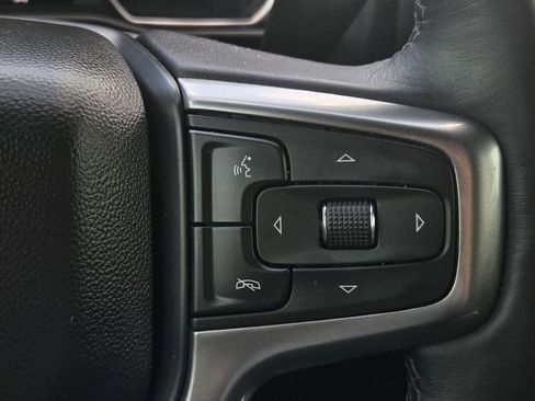 Used 2022 Chevrolet Silverado 1500 LT Trail Boss w/ LPO, Dark Essentials Package AWD/4WD image 21