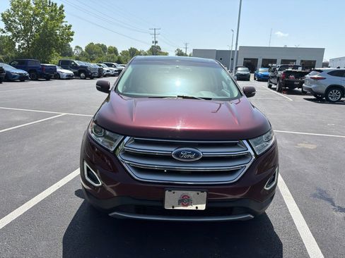 Used 2017 Ford Edge Titanium w/ Equipment Group 301A AWD/4WD image 9