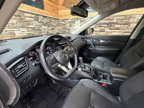 Used 2019 Nissan Rogue SL AWD/4WD image 10
