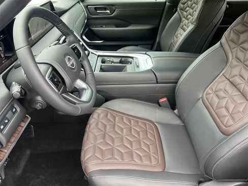 New 2025 Nissan Armada Platinum w/ Convenience Package image 21