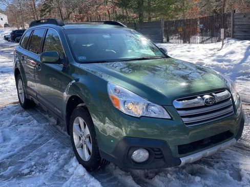 Used 2013 Subaru Outback 2.5i Limited w/ Moonroof Pkg image 1