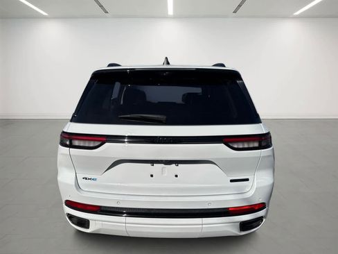 Used 2023 Jeep Grand Cherokee 30th Anniversary image 5