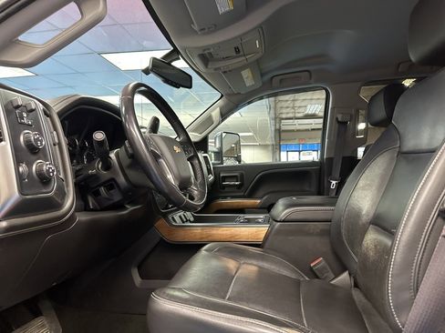 Used 2016 Chevrolet Silverado 2500 LTZ w/ Duramax Plus Package image 20