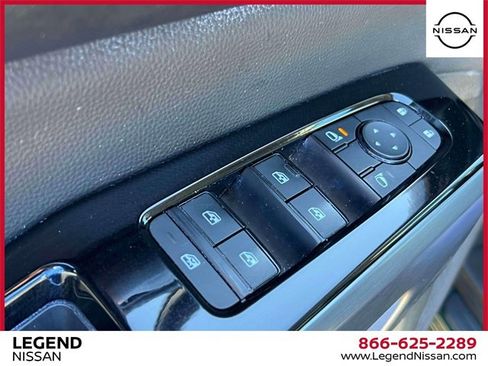 Certified 2022 Nissan Pathfinder SL image 18