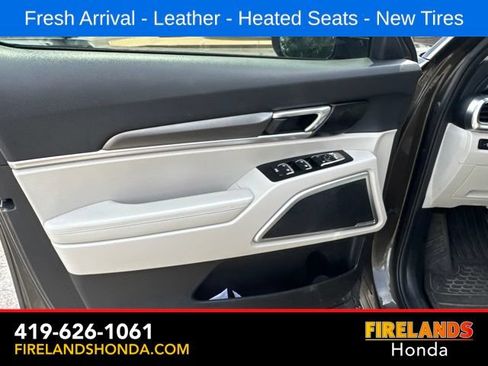 Used 2022 Kia Telluride S FWD image 15