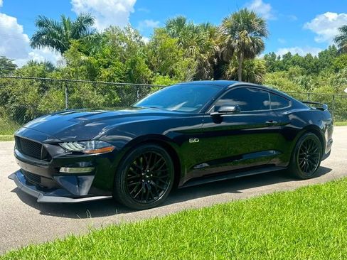Used 2019 Ford Mustang GT w/ GT Performance Package RWD image 8
