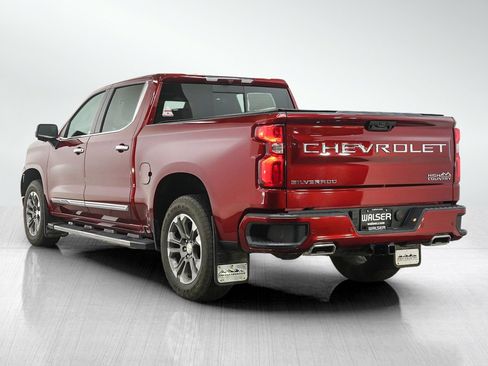Used 2023 Chevrolet Silverado 1500 High Country w/ Z71 Off-Road Package AWD/4WD image 4