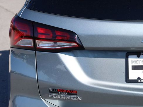 Used 2024 Chevrolet Equinox LT w/ Driver Convenience Package image 17