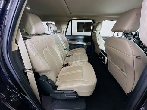 Used 2024 Ford Expedition Max Limited image 11
