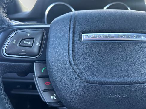 Used 2013 Land Rover Range Rover Evoque Dynamic image 26