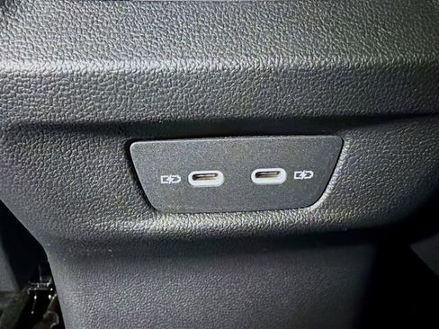 New 2026 Volkswagen Tiguan SE R-Line FWD image 26