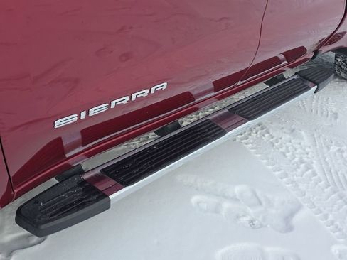 Used 2019 GMC Sierra 1500 SLE w/ SLE Value Package image 4