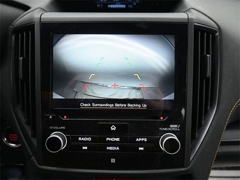 Used 2022 Subaru Crosstrek 2.5i Sport w/ Moonroof Package image 17